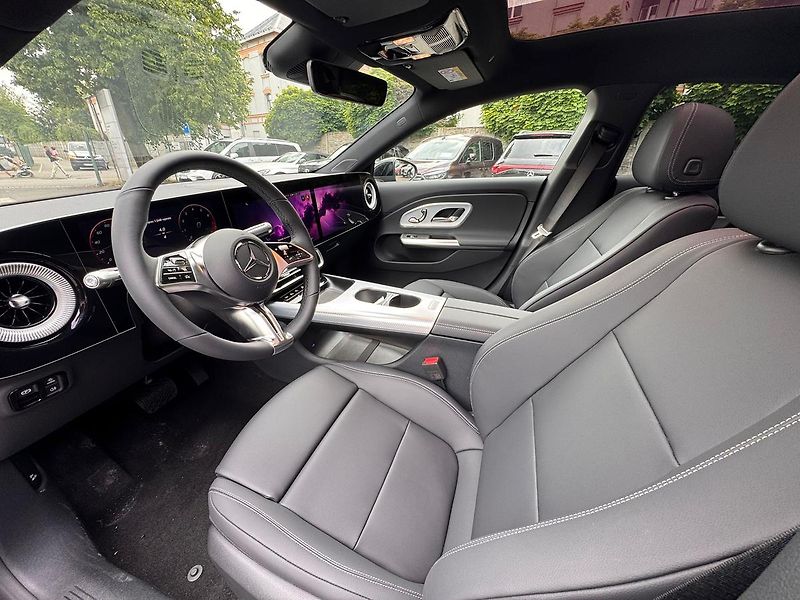Mercedes-Benz CLA (2026) 200 Shooting Brake - fotka 10 z 25