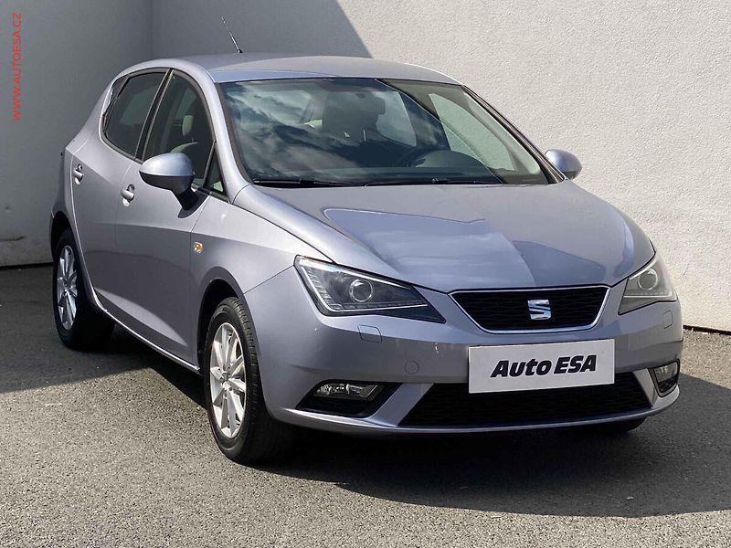 Seat Ibiza (2015) 1.2 TSi, Style, bixen, navi - fotografie inzerátu