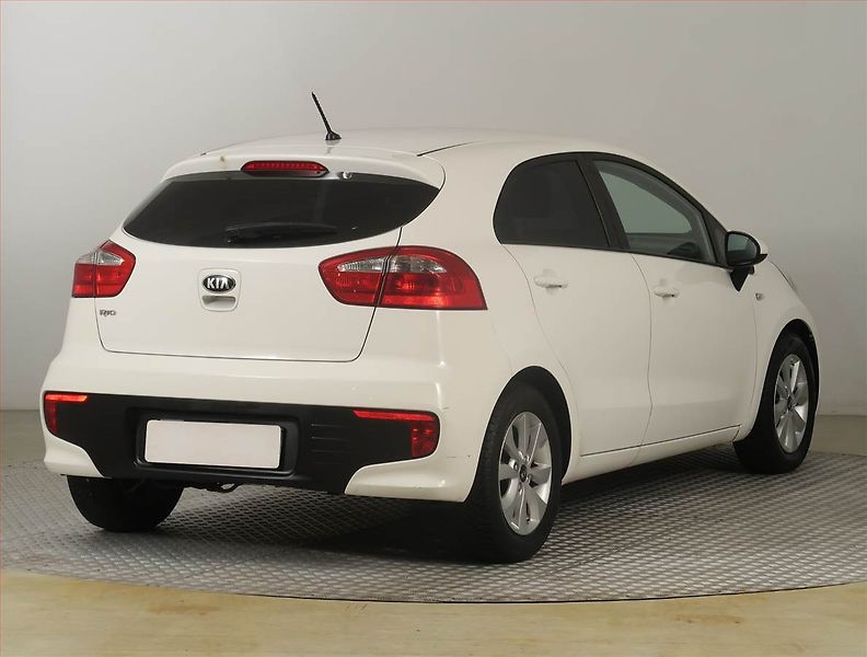 Kia Rio (2016) 1.25 CVVT, Serv.kniha - fotka 5 z 18