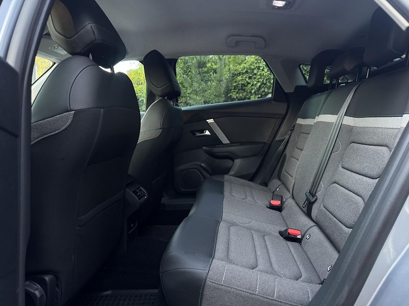 Citroën C4 1.2i 130 S&s 1.MAJITEL ČR DPH  - fotka 19 z 29