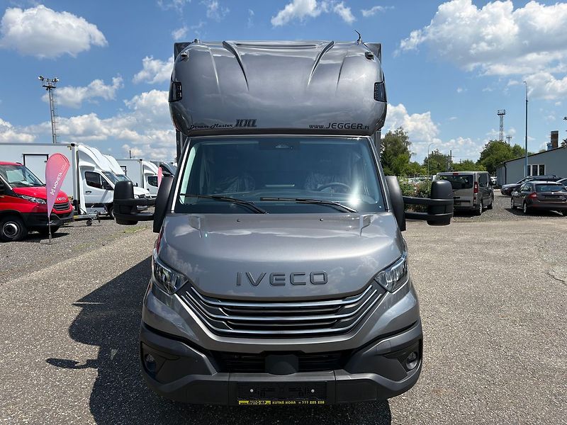 Iveco Daily (2026) 3.0 180 Průjezd. souprava 25EP - fotka 4 z 38