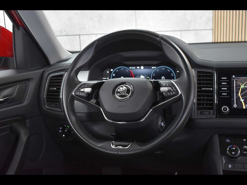 Škoda Kodiaq 2.0 TDI DSG*TAŽNÉ**DPH*ČR 1.M* - fotka 17 z 42