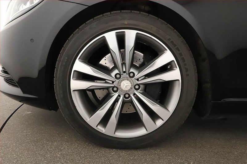 Mercedes-Benz Třídy S (2016) S 350 d 4MATIC - fotka 12 z 31