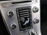 Volvo XC60 (2016) D4, 4X4, Automat, Serv.kniha - náhled 17