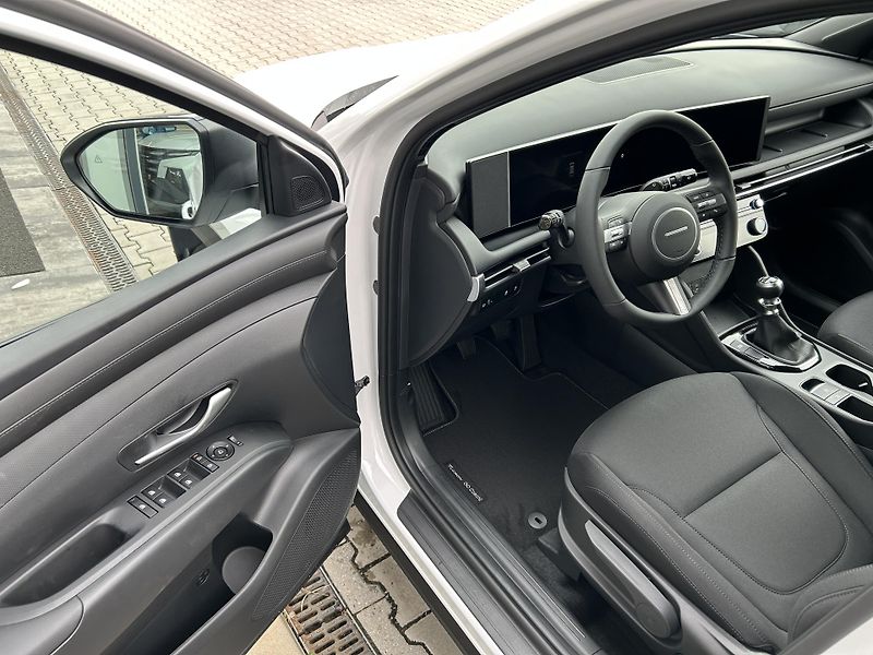 Hyundai Tucson 1,6T-GDI 110kW GO CZECH! FL - fotka 12 z 30