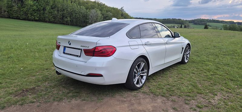 BMW Řada 4 (2017) - fotka 2 z 23