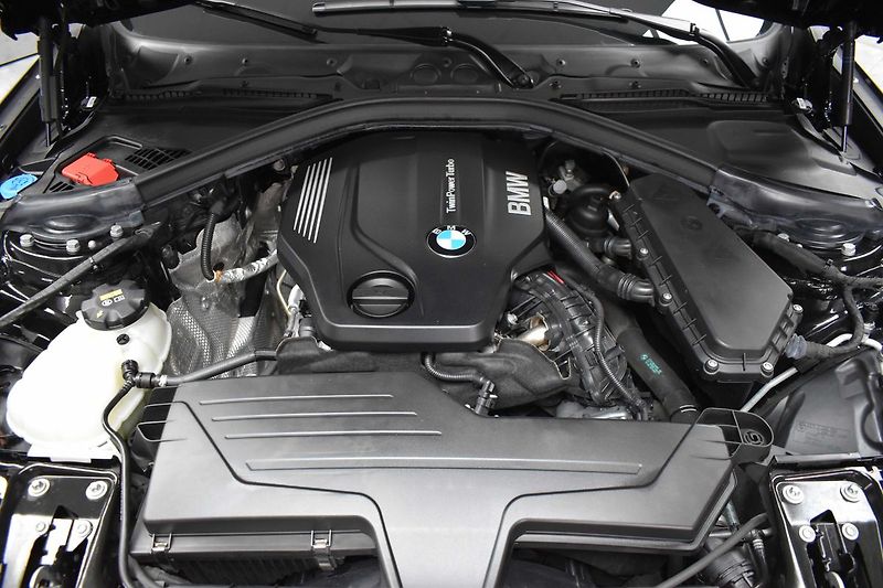 BMW Řada 3 GT 320d xDrive SPORT*KEYLESS* - fotka 38 z 45