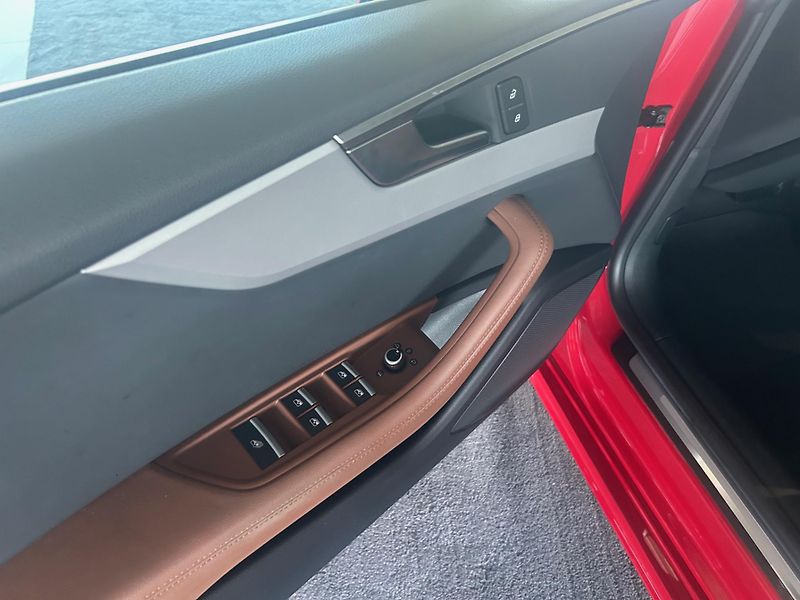 Audi A5 (2022) Cabriolet 2.0 TDI S-tronic - fotka 27 z 27