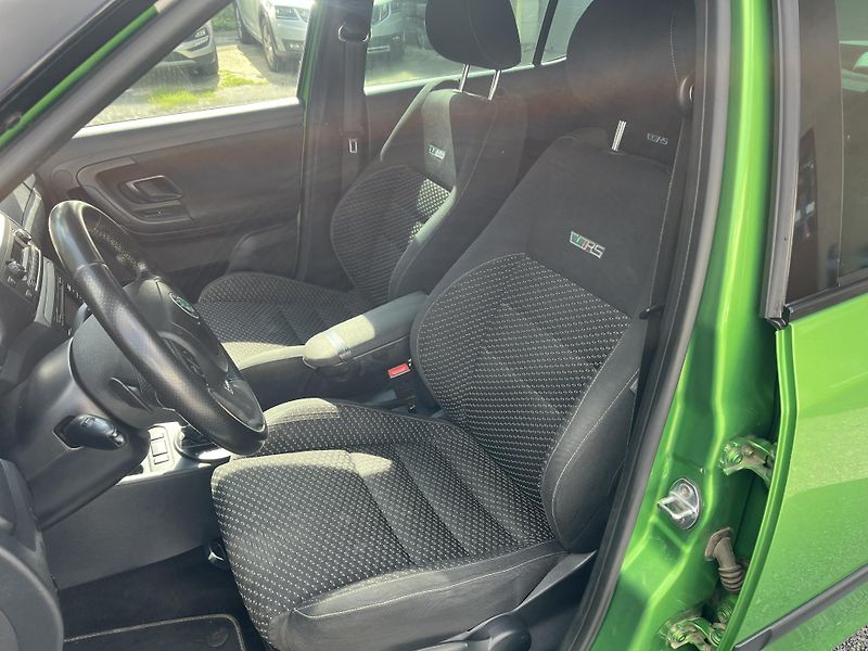 Škoda Fabia (2012) RS 1,4 TSi 132 Kw DSG  ČR!!! - fotka 10 z 20