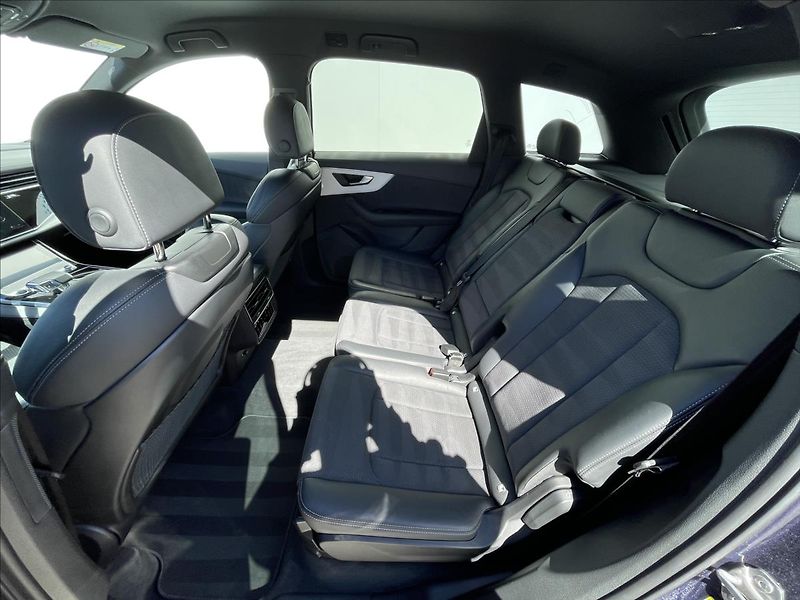 Audi Q7 3,0 50 TDI quattro S line - fotka 13 z 21