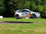 Daleko letěl také Jari-Matti Latvala.