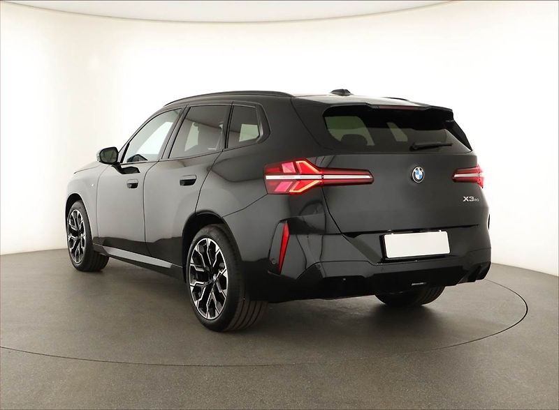 BMW X3 (2025) 20 xDrive, M SPORT, DPH - fotka 4 z 28