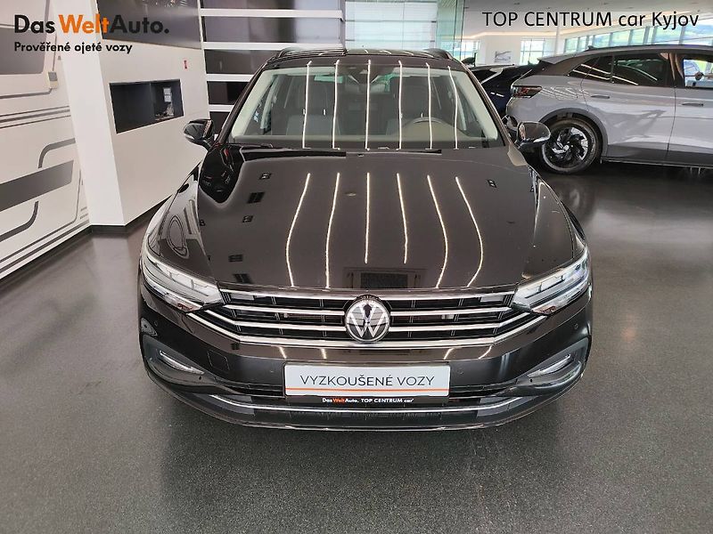 Volkswagen Passat Variant (2022) 2.0 TDI (110kW/150k) DSG, Busi - fotka 4 z 27