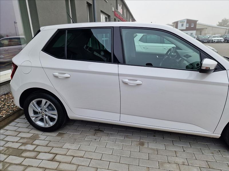 Škoda Fabia 1.0 TSI Style,původ ČR,1.Maj. - fotka 41 z 49