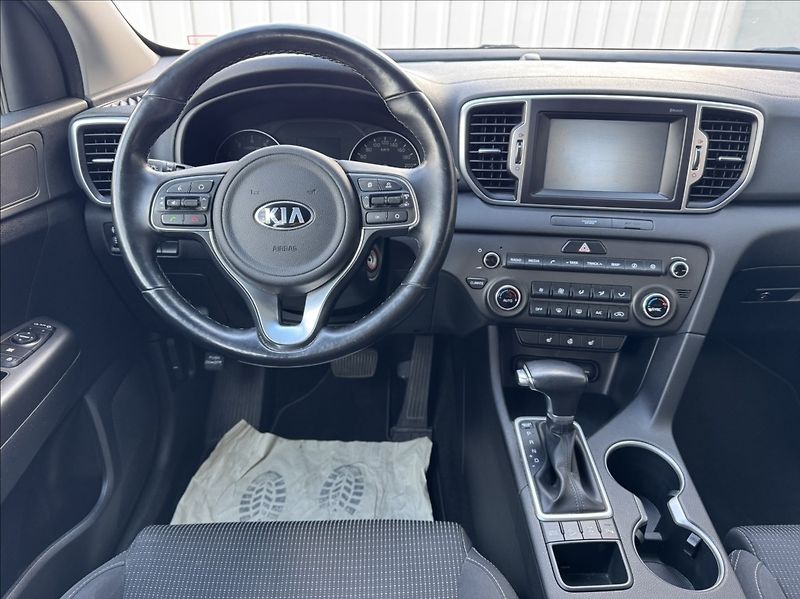 Kia Sportage 1,6 T-GDi 130kW 4x4 tažné - fotka 26 z 50