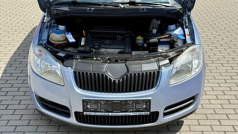 Škoda Roomster 1.4 16V*63kW*STYLE*1.MAJ*140KM - fotka 20 z 28
