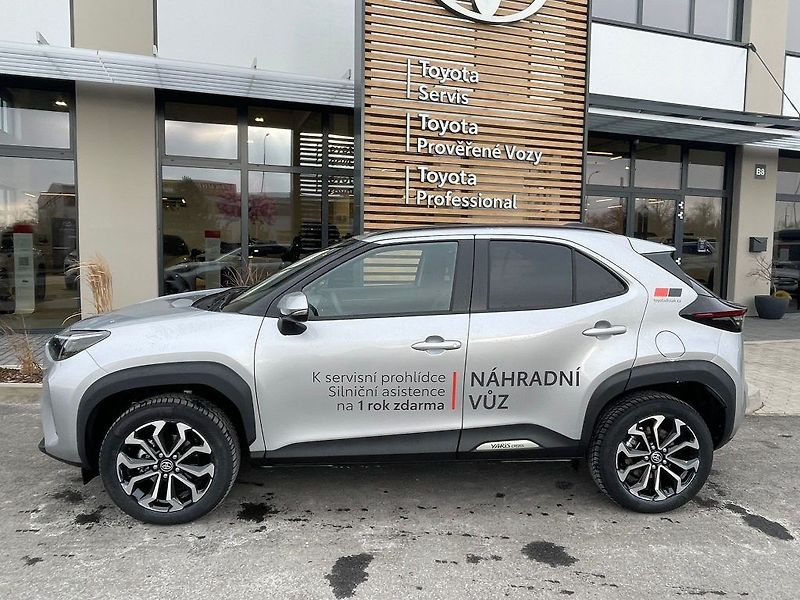 Toyota Yaris Cross 1.5 Hybrid 116HP FWD Style - fotka 3 z 29