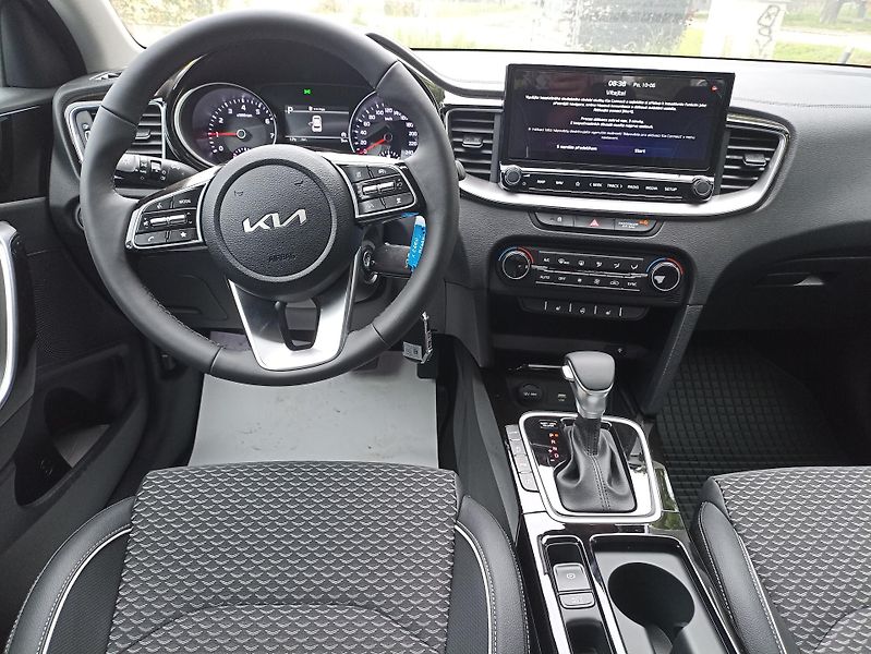 Kia XCeed 1.6 T-GDi 7DCT  Exclusive  - fotka 8 z 15