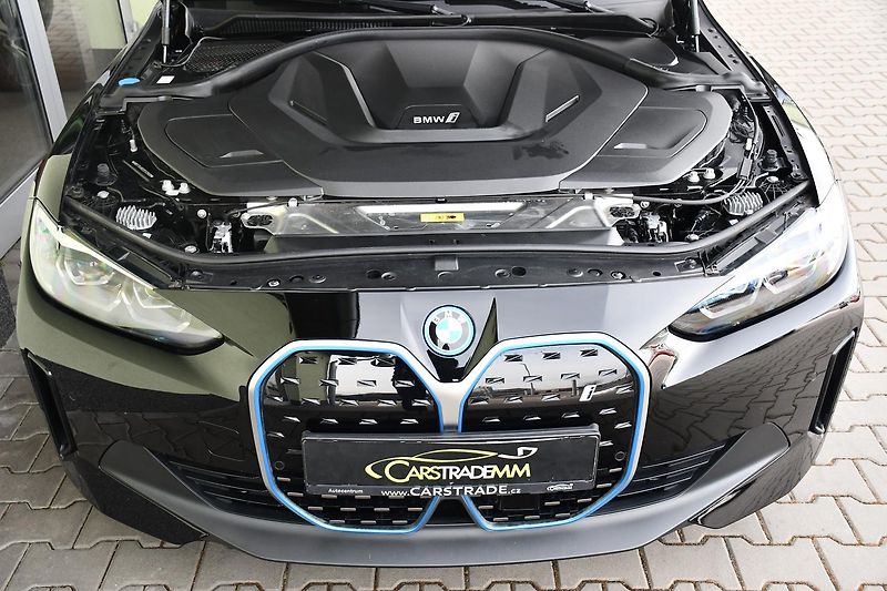 BMW i4 eDrive40 97,4%SoH. - fotka 38 z 39