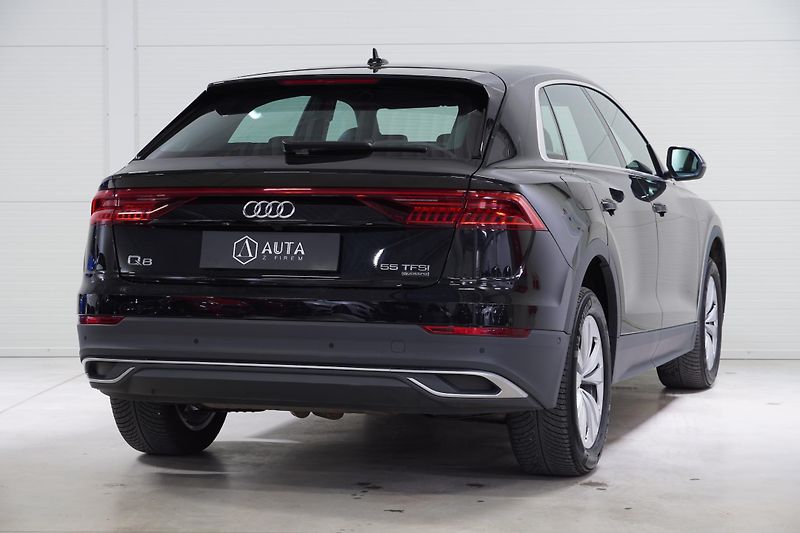 Audi Q8 55 TFSI,ČR,DPH,ZÁRUKA 2028 - fotka 6 z 33