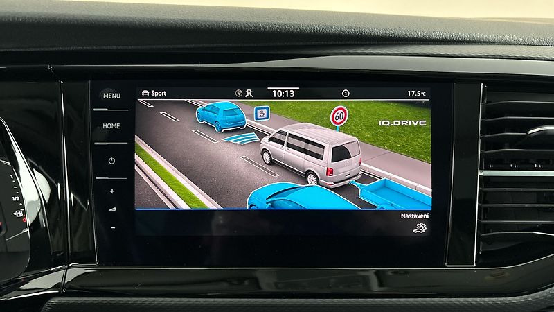 Volkswagen Multivan 2.0 TDI DSG 4motion Highline - fotka 25 z 28