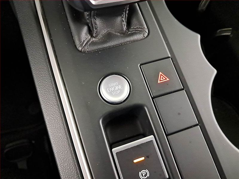 Volkswagen Touareg (2022) 3.0 TDI - fotka 22 z 22