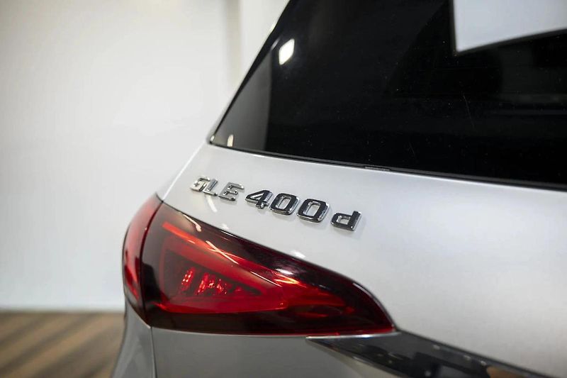 Mercedes-Benz GLE 400d 4Matic 243 kW Záruka - fotka 31 z 36