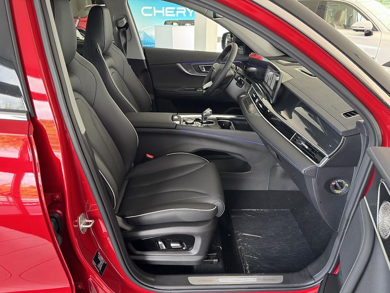 Chery Tiggo 7 (2026) 1,6T ICE Unique AWD - fotka 14 z 62