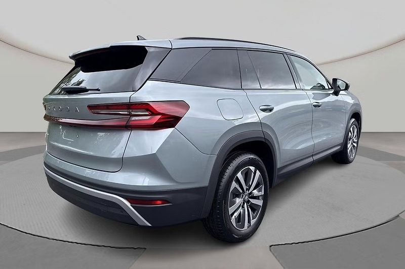 Škoda Kodiaq (2026) 1,5 TSI 110kW DSG MatrIx TZ - fotka 3 z 9