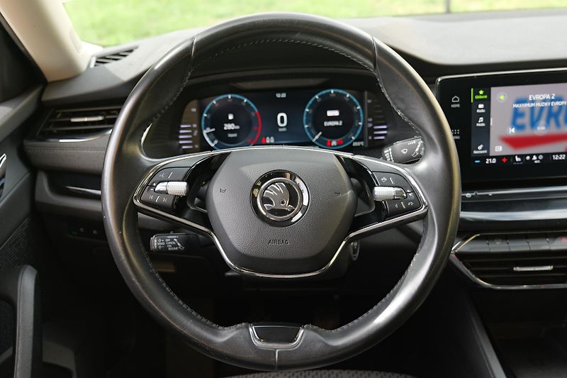 Škoda Octavia 1.5TSI Kam Ad.Temp. KESSY Taž - fotka 22 z 43