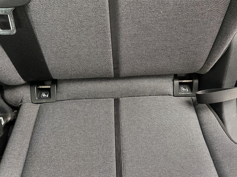 Seat Tarraco 1.5 TSI 110kW-1xMAJ.- LED-NAVI - fotka 39 z 51