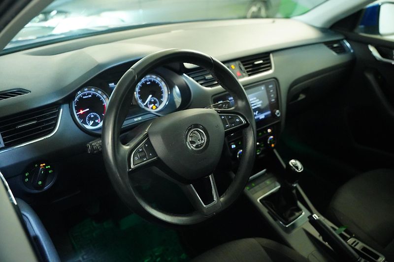 Škoda Octavia - fotka 14 z 26