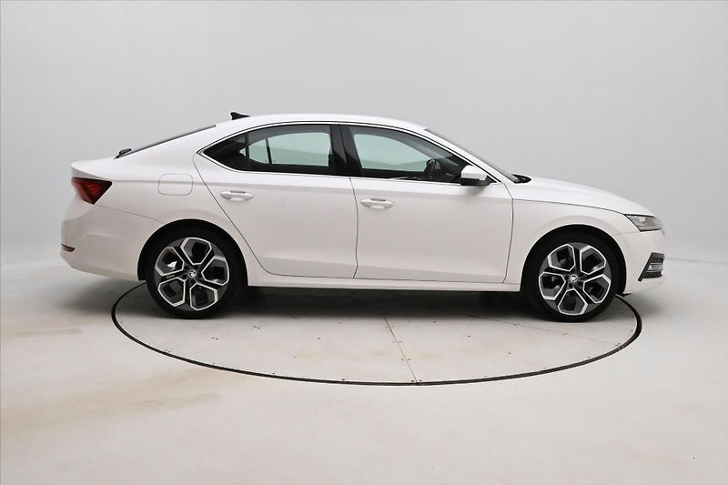 Škoda Octavia 2,0 TDI 110KW DSG STYLE Záruka - fotka 4 z 34
