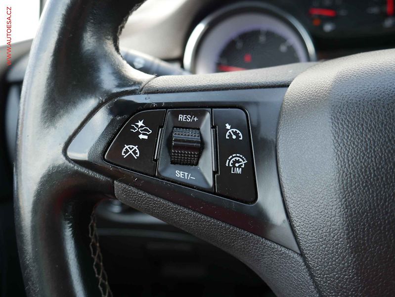 Opel Astra (2016) 1.6CDTi, AC, kamera - fotka 14 z 20