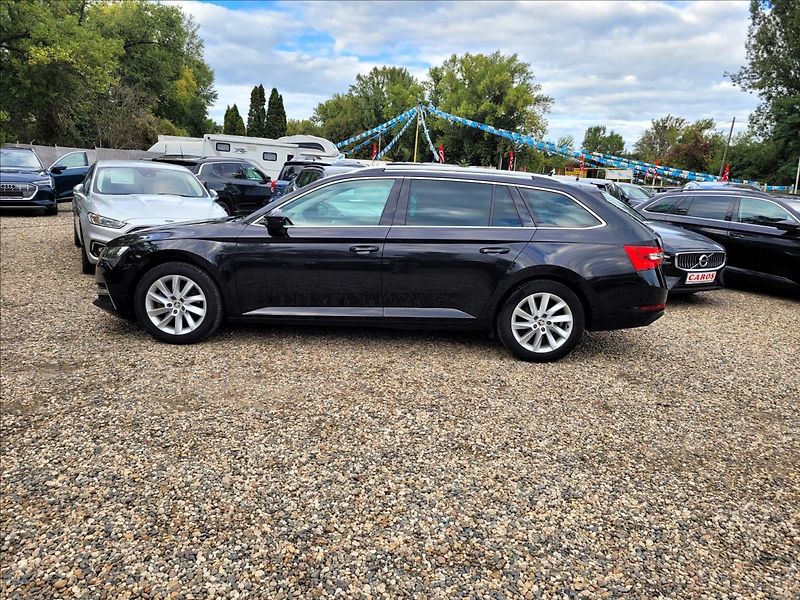 Škoda Superb 1,4 PHEV,160kw,DSG,Clever+ - fotka 3 z 49