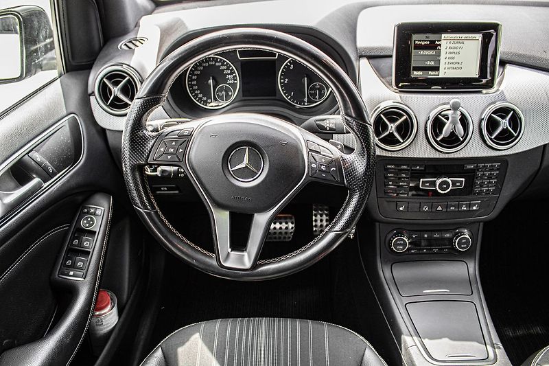 Mercedes-Benz Třídy B - fotka 31 z 34