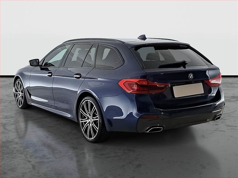 BMW Řada 5 (2018) M Sport 530d xDrive - fotka 4 z 20