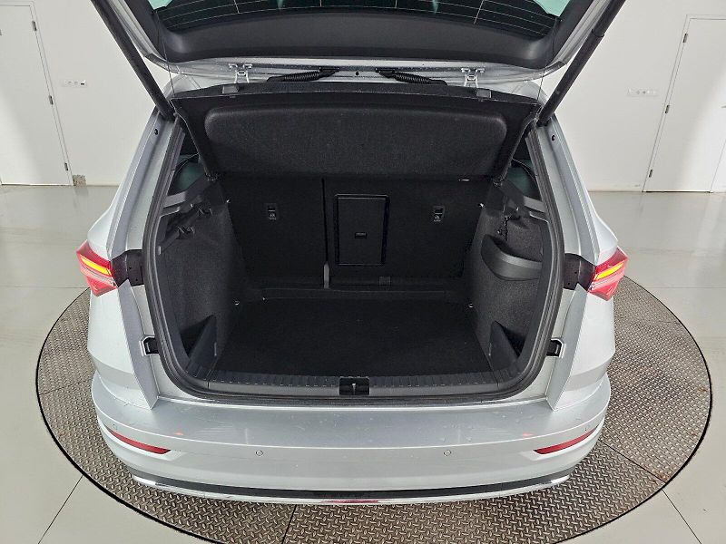 Škoda Karoq (2024) 1.5TSi 110kW DSG SPORTLINE EXC - fotka 37 z 39