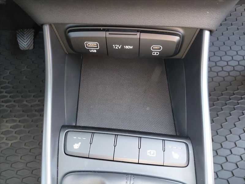 Hyundai Bayon 1,2 Comfort Club Winter  1.2 - fotka 23 z 24
