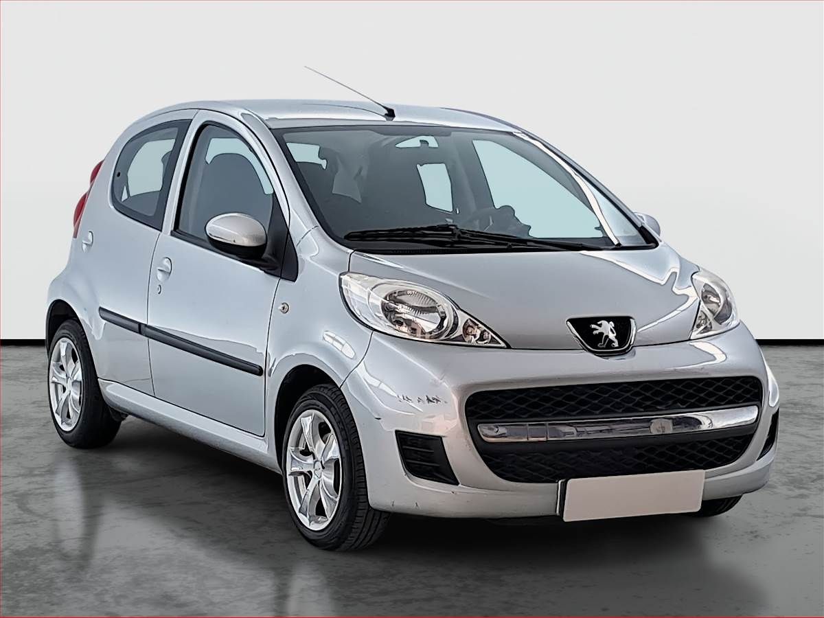 Peugeot 107 1.0, nová STK, slušný stav