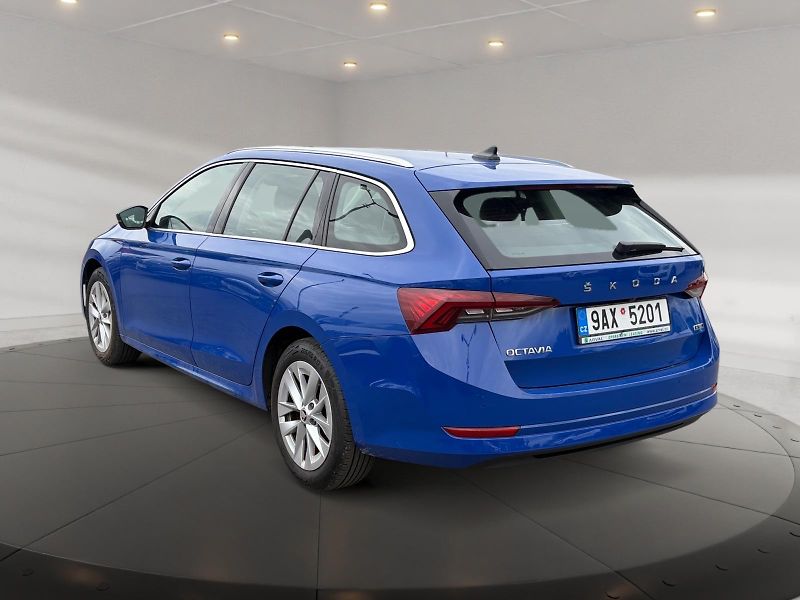 Škoda Octavia (2023) STYLE 1.5e-TEC 110kW DSG CZ - fotka 4 z 11