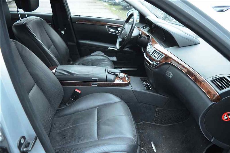 Mercedes-Benz Ostatní (2009) S 420 CDI AT - fotka 20 z 23
