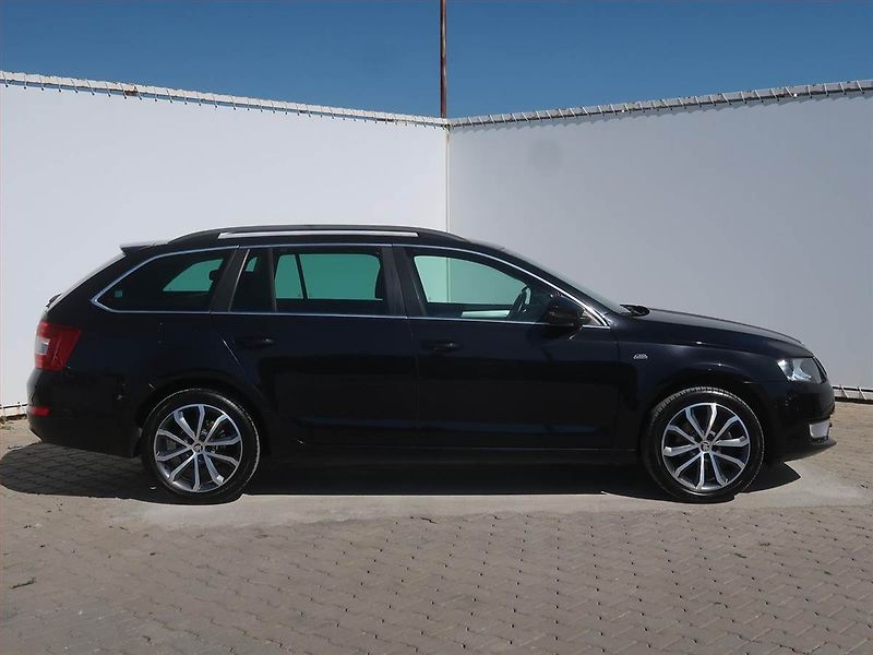 Škoda Octavia (2015) Edition 2.0 TDI, Automat - fotka 6 z 16