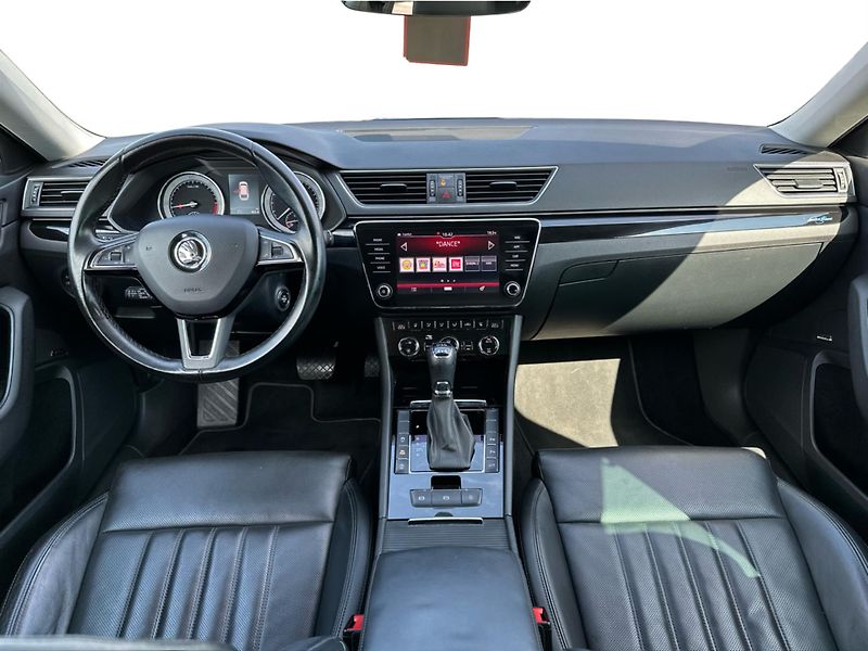 Škoda Superb 2.0 TDI 140kW 4x4 L&K DSG - fotka 10 z 23