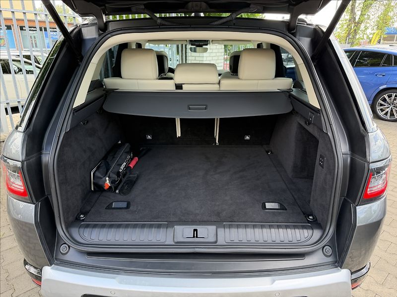 Land Rover Range Rover 3.0 V6 HSE - fotka 27 z 28