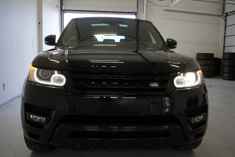 Land Rover Range Rover Sport 3.0 TDV6 HSE 4WD - fotka 2 z 35