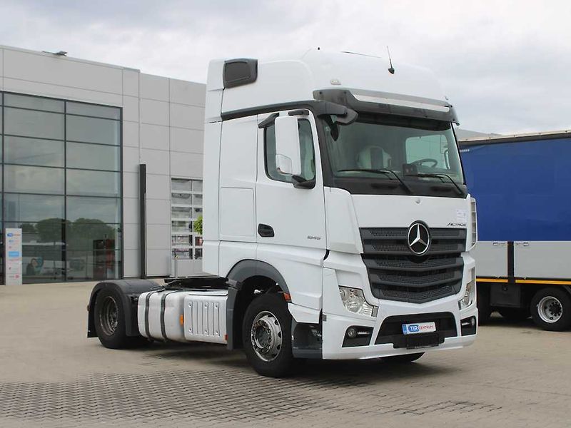 Mercedes-Benz Actros 1845, GIGASPACE, EURO 6 - fotka 2 z 18