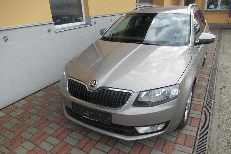 Škoda Octavia 1.6 TDi 4x4 AUT. KLIMA TAŽNÉ - fotka 7 z 19