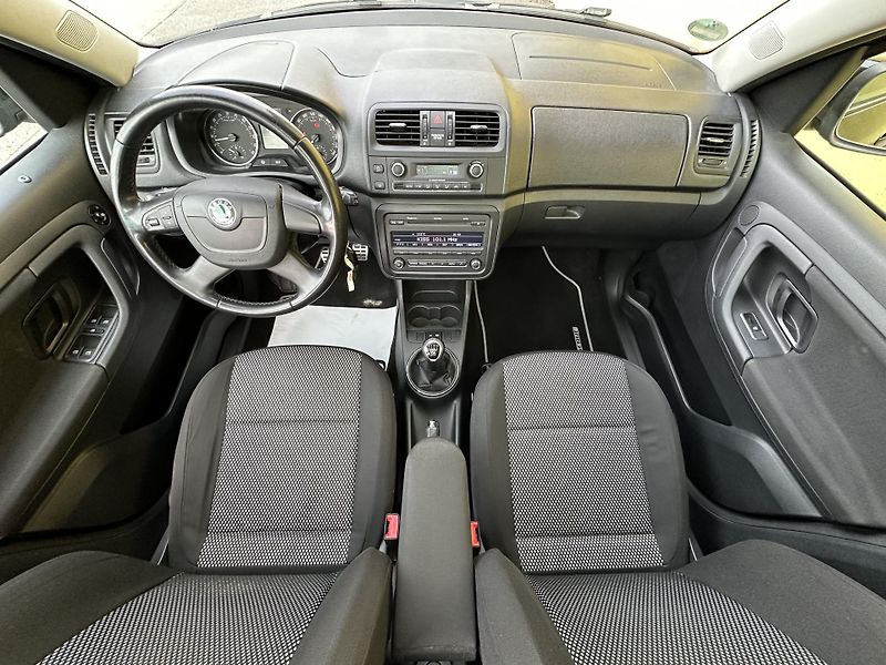 Škoda Roomster (2010) SCOUT 1.6TDI/77kW * 2.Maj. - fotka 7 z 27