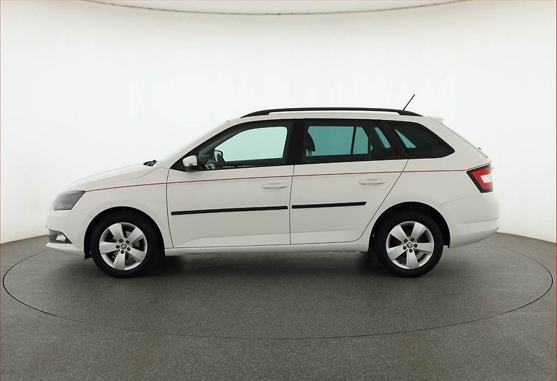 Škoda Fabia (2017) 1.2 TSI, Park. senzory - fotka 3 z 18